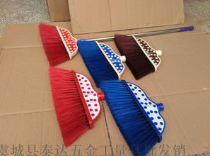 廠家直銷家居日用品掃把掃帚軟毛 塑料清潔掃把不銹鋼掃把笤帚圓點圖片,廠家直銷家居日用品掃把掃帚軟毛 塑料清潔掃把不銹鋼掃把笤帚圓點高清圖片 虞城縣泰達五金工量具批發銷售部